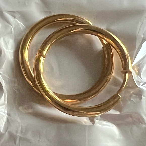 Gold tone huggie hoop earrings - Picture 4 of 4